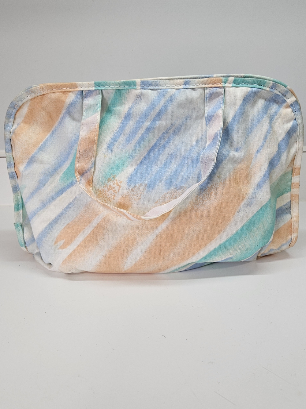 NEW VINTAGE Pastel Watercolor Travel Toiletry Bag  Soap Bottle Toothbrush
